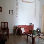 Lory Bed & Breakfast
