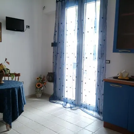 Lory Bed and breakfast Ugento