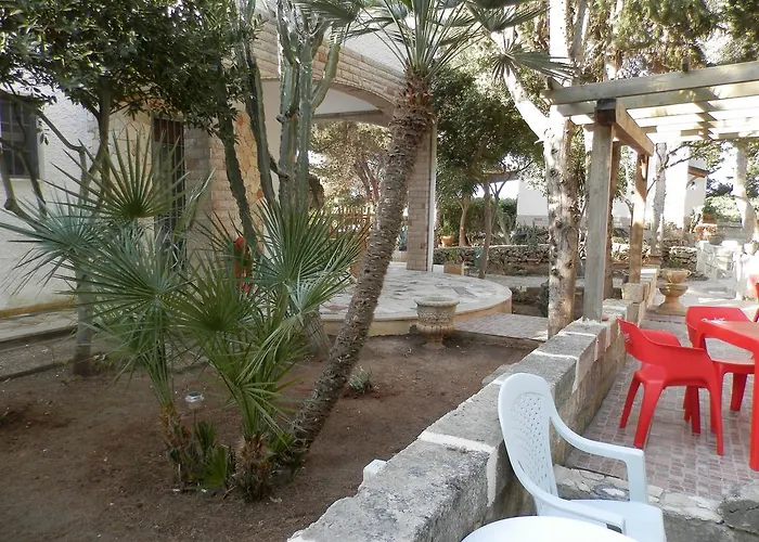 לינה וארוחת בוקר Lory אוג'נטו